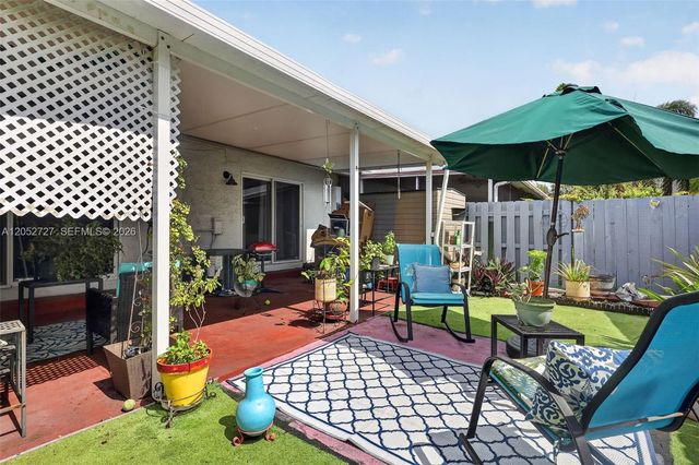 2377 N 37th Avenue, Hollywood, FL 33021