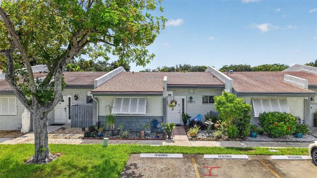 2377 N 37th Avenue, Hollywood, FL 33021