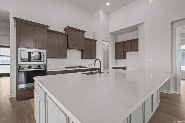 548 Paramus Park, Cibolo, TX 78108