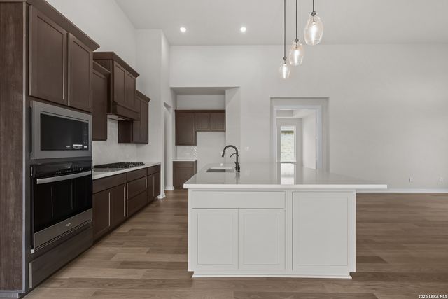 548 Paramus Park, Cibolo, TX 78108