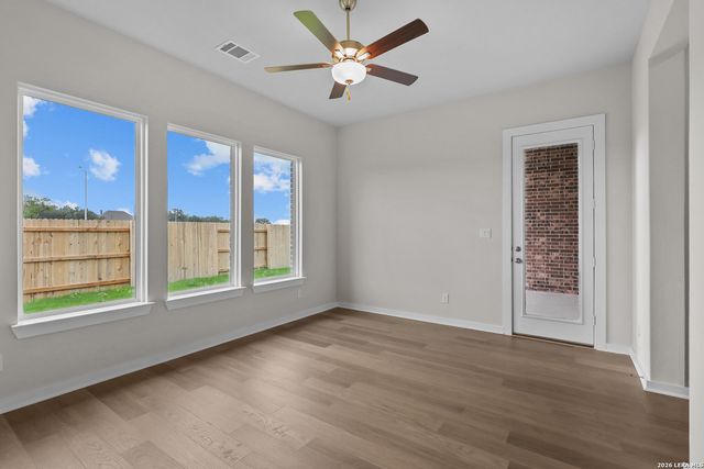 548 Paramus Park, Cibolo, TX 78108