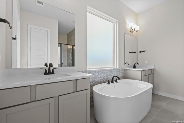 548 Paramus Park, Cibolo, TX 78108