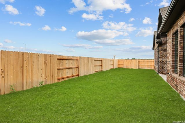 548 Paramus Park, Cibolo, TX 78108