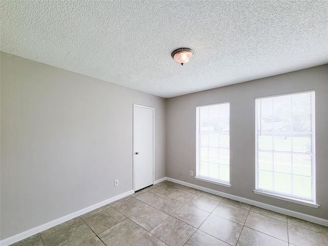 8530 Quail Burg Lane, Houston, TX 77489