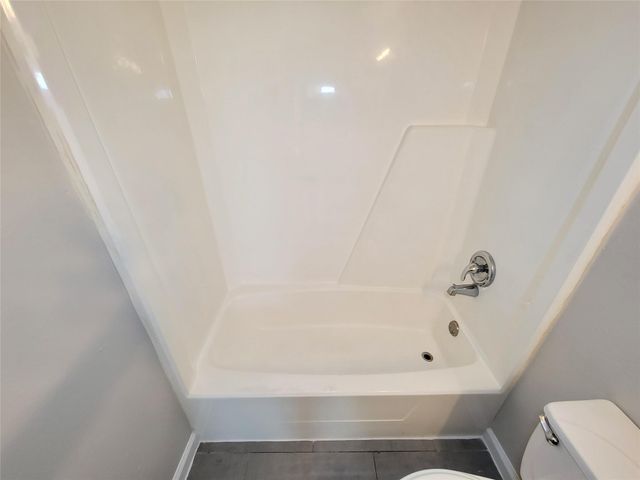 8530 Quail Burg Lane, Houston, TX 77489
