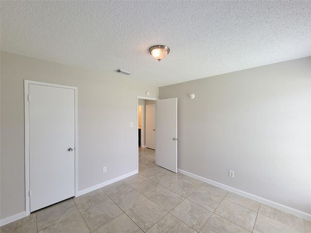 8530 Quail Burg Lane, Houston, TX 77489