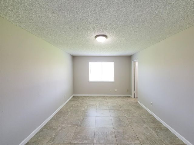 8530 Quail Burg Lane, Houston, TX 77489