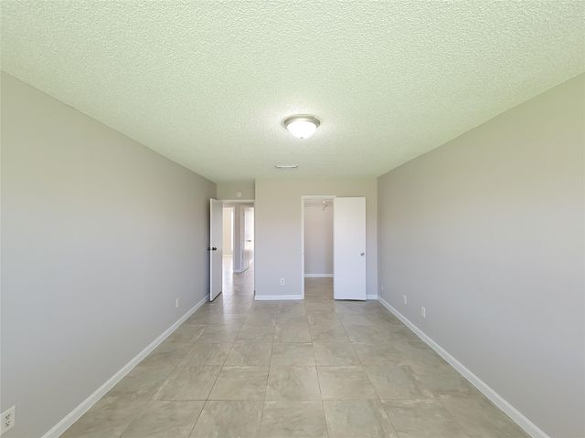 8530 Quail Burg Lane, Houston, TX 77489