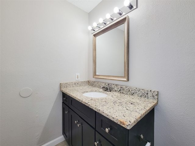 8530 Quail Burg Lane, Houston, TX 77489