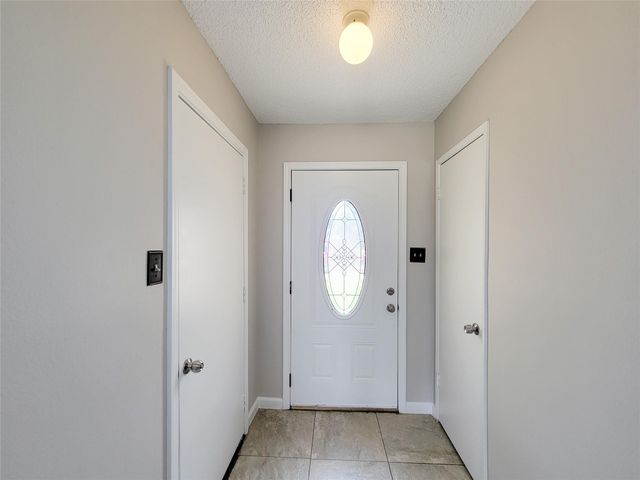 8530 Quail Burg Lane, Houston, TX 77489