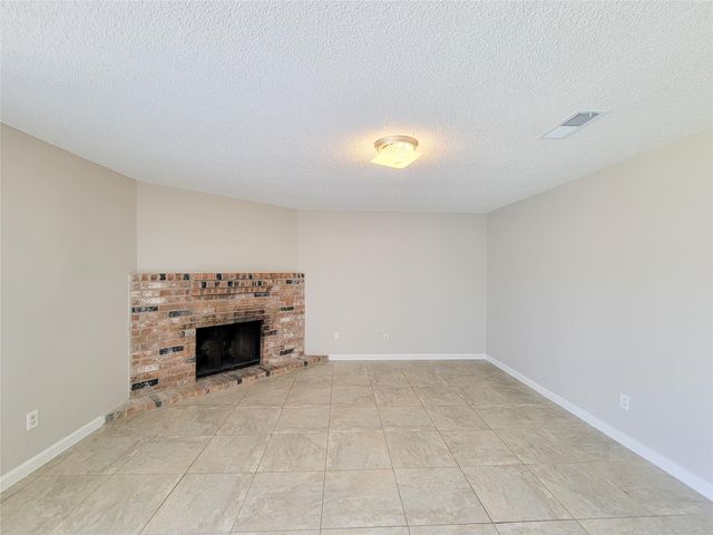 8530 Quail Burg Lane, Houston, TX 77489