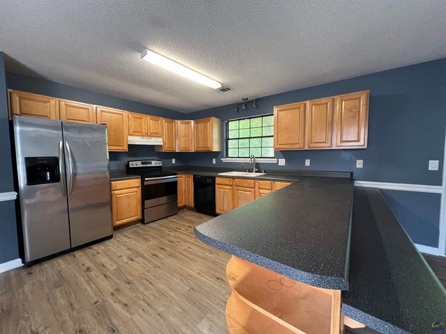 313 Kirkwood Circle, Warner Robins, GA 31088