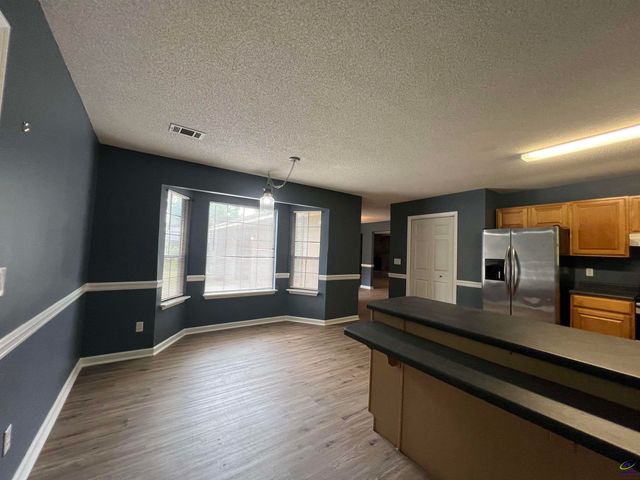 313 Kirkwood Circle, Warner Robins, GA 31088
