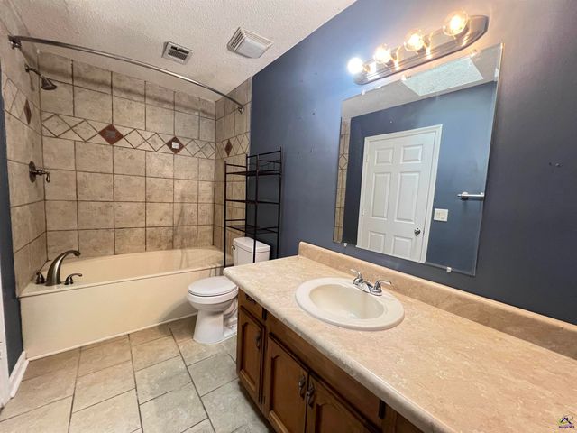 313 Kirkwood Circle, Warner Robins, GA 31088