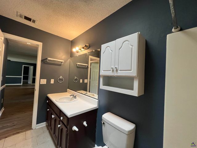 313 Kirkwood Circle, Warner Robins, GA 31088