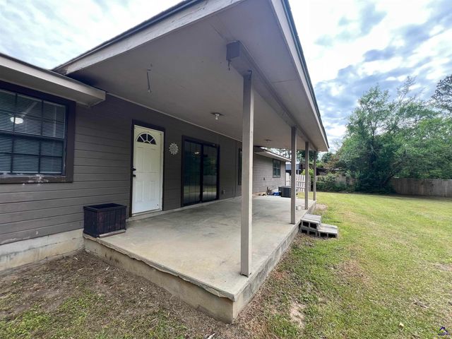 313 Kirkwood Circle, Warner Robins, GA 31088