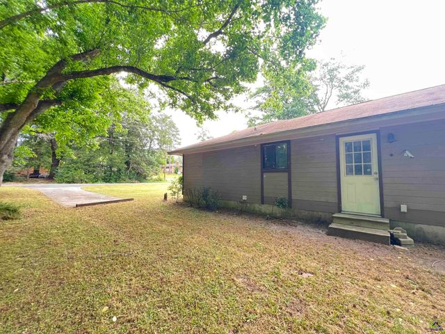 313 Kirkwood Circle, Warner Robins, GA 31088