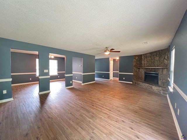 313 Kirkwood Circle, Warner Robins, GA 31088