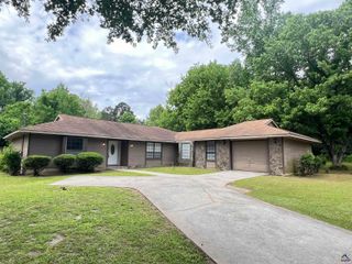 313 Kirkwood Circle, Warner Robins, GA 31088
