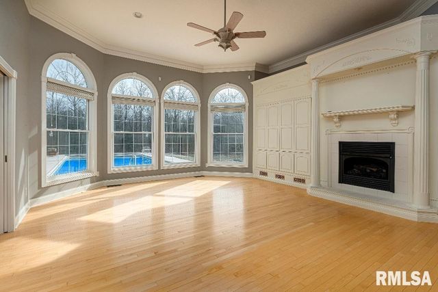 3115 W Striegel Rd Road, Carbondale, IL 62901