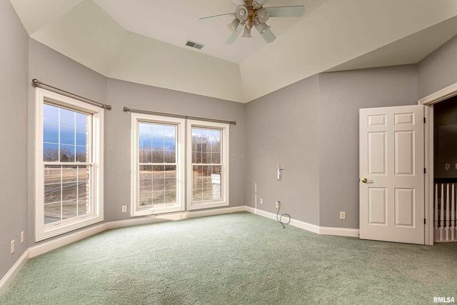 3115 W Striegel Rd Road, Carbondale, IL 62901