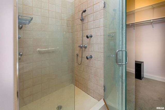 3115 W Striegel Rd Road, Carbondale, IL 62901