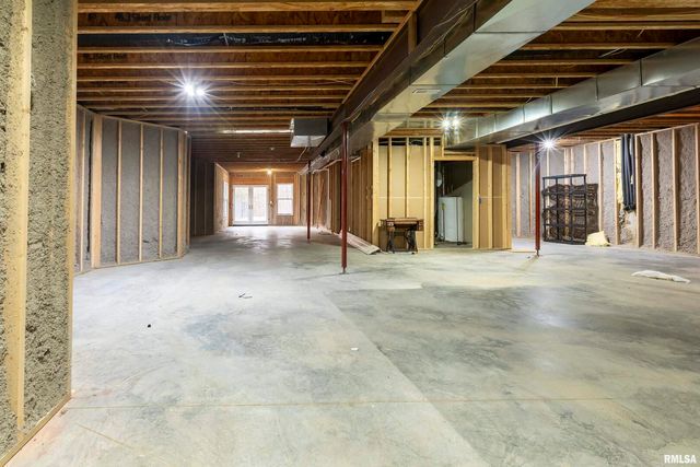 3115 W Striegel Rd Road, Carbondale, IL 62901