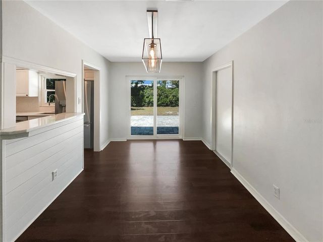 4825 W BAY COURT AVENUE, Tampa, FL 33611