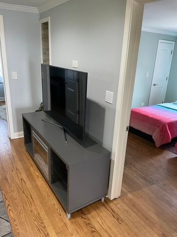 224 Spruce Avenue, Bensenville, IL 60106