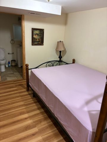 224 Spruce Avenue, Bensenville, IL 60106