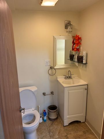 224 Spruce Avenue, Bensenville, IL 60106