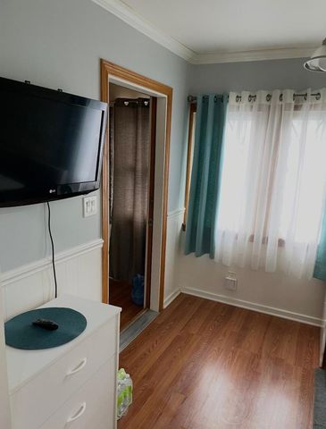 224 Spruce Avenue, Bensenville, IL 60106