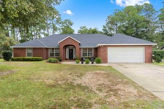 1302 Calcutta Dr, Gulf Breeze, FL 32563
