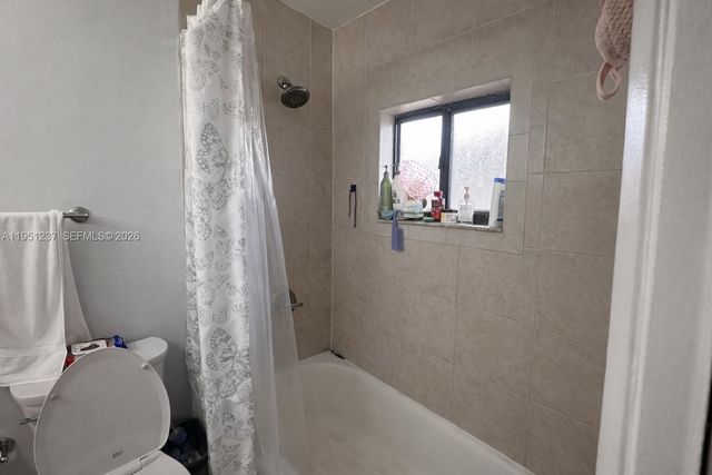 2871 W 76th St 201-6, Hialeah, FL 33018