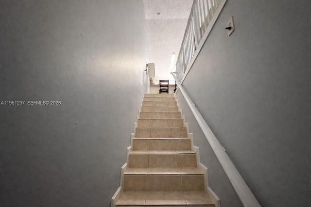 2871 W 76th St 201-6, Hialeah, FL 33018