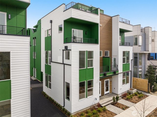 906 A 28th Avenue S, Seattle, WA 98144