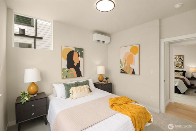 906 A 28th Avenue S, Seattle, WA 98144