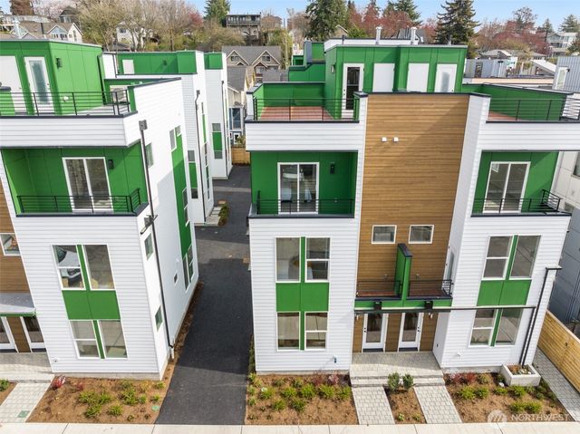 906 A 28th Avenue S, Seattle, WA 98144