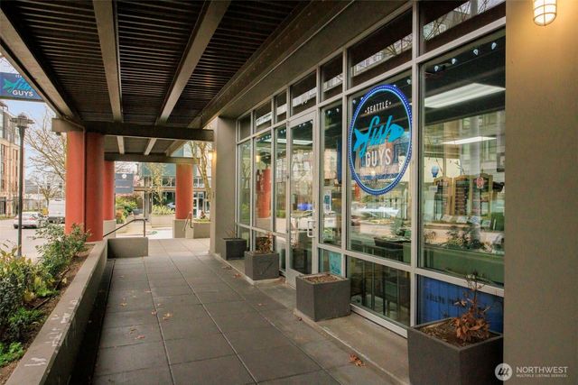 906 A 28th Avenue S, Seattle, WA 98144