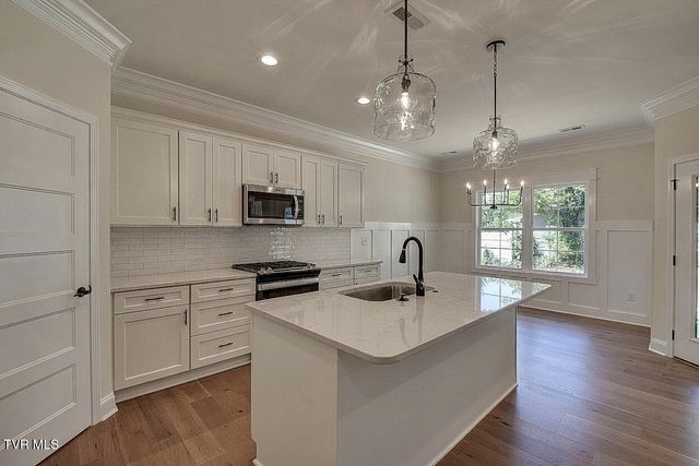 774 Hunts Terrace Drive, Kingsport, TN 37663