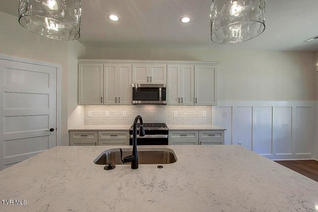 774 Hunts Terrace Drive, Kingsport, TN 37663