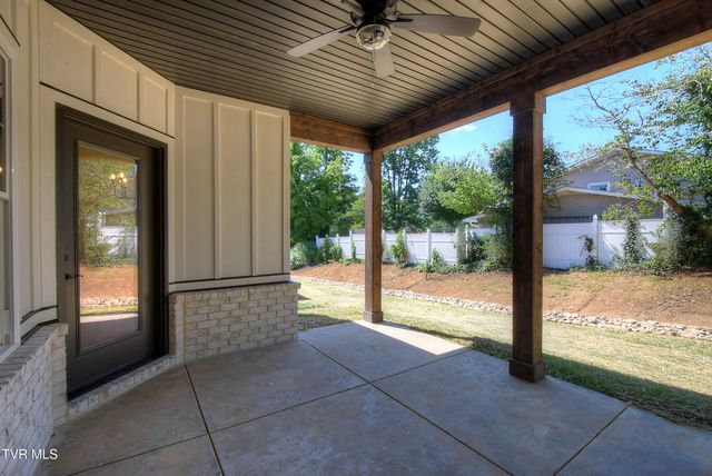 774 Hunts Terrace Drive, Kingsport, TN 37663