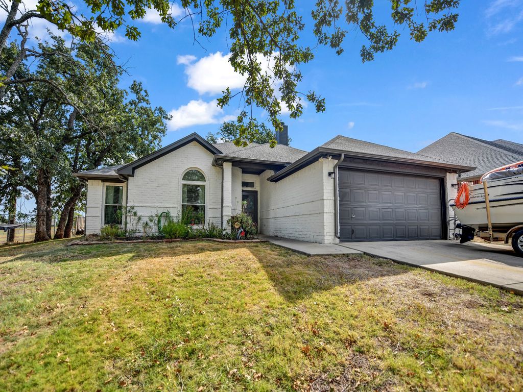 780 Stribling Circle, Azle, TX 76020 — photo 5
