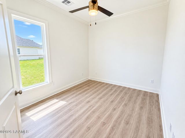205 Cliffside Drive, Youngsville, LA 70592