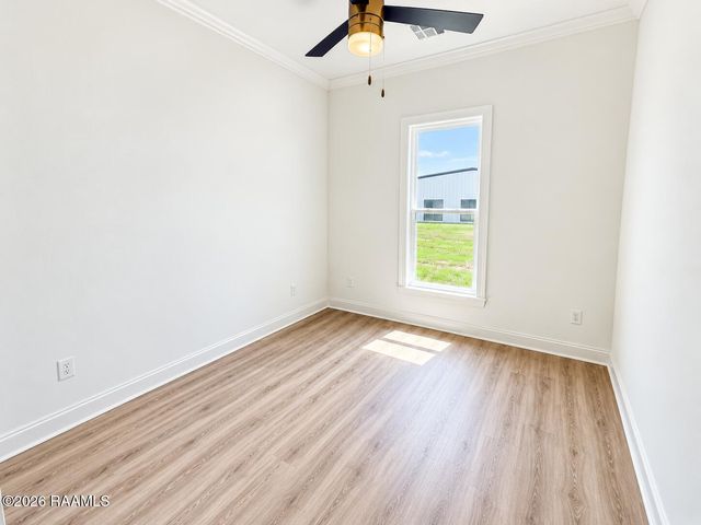 205 Cliffside Drive, Youngsville, LA 70592