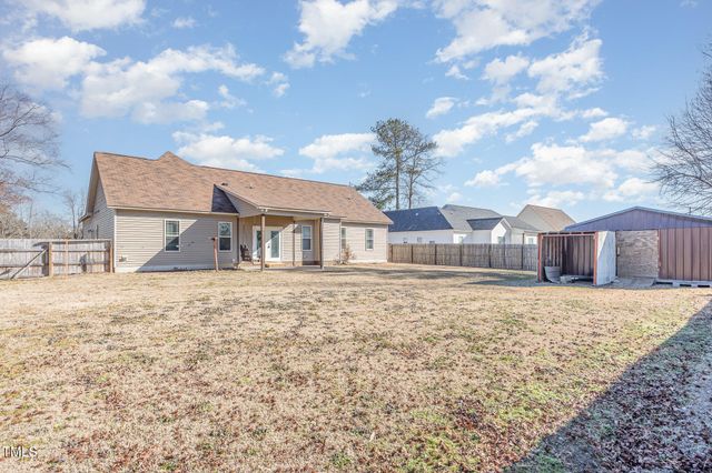 2440 Us 70 A, Selma, NC 27576
