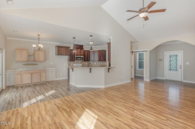 2440 Us 70 A, Selma, NC 27576