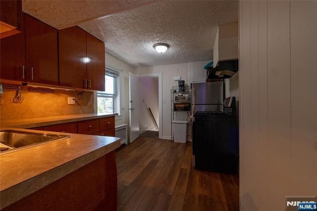 193 Livingston Street, Northvale, NJ 07647
