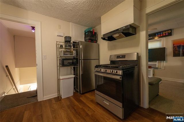 193 Livingston Street, Northvale, NJ 07647