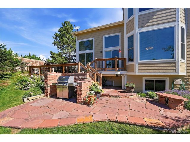 7075 Pike Ct, Arvada, CO 80007